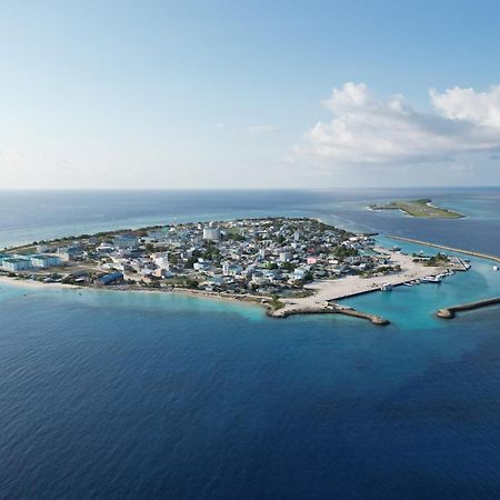 One The Island Hotel Naifaru Exterior photo