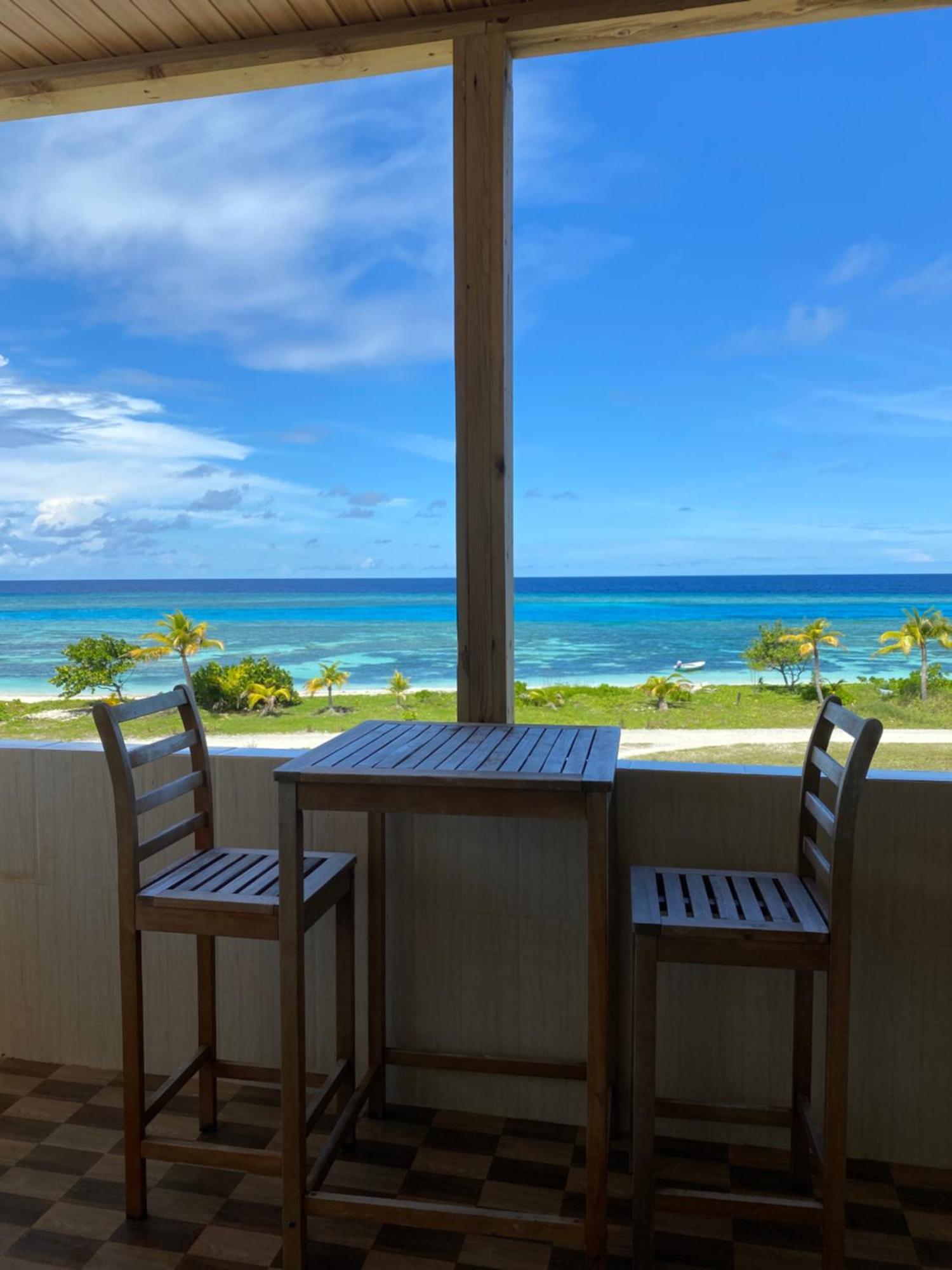 One The Island Hotel Naifaru Exterior photo